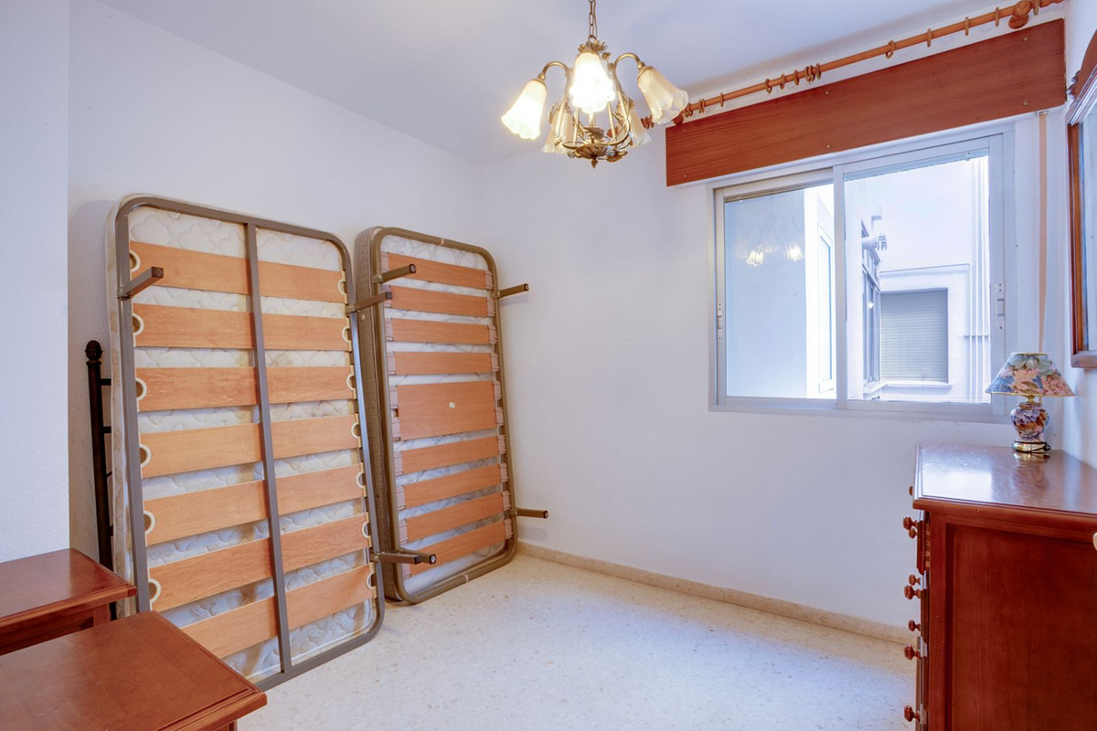 4 Bed Apartment for sale in Estepona Costa Del Sol, Málaga, Spain