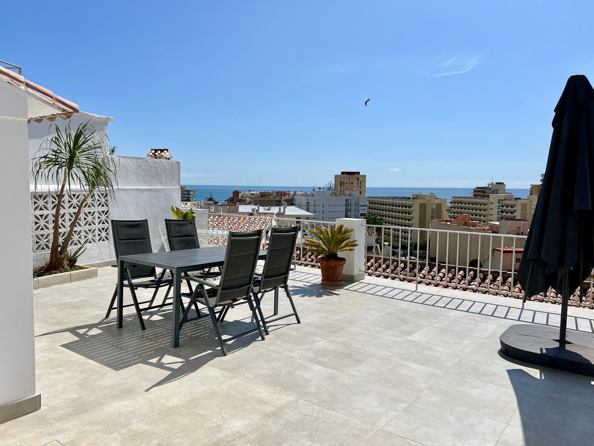 4 Bed Townhouse for sale in Torreblanca Costa Del Sol, Málaga, Spain