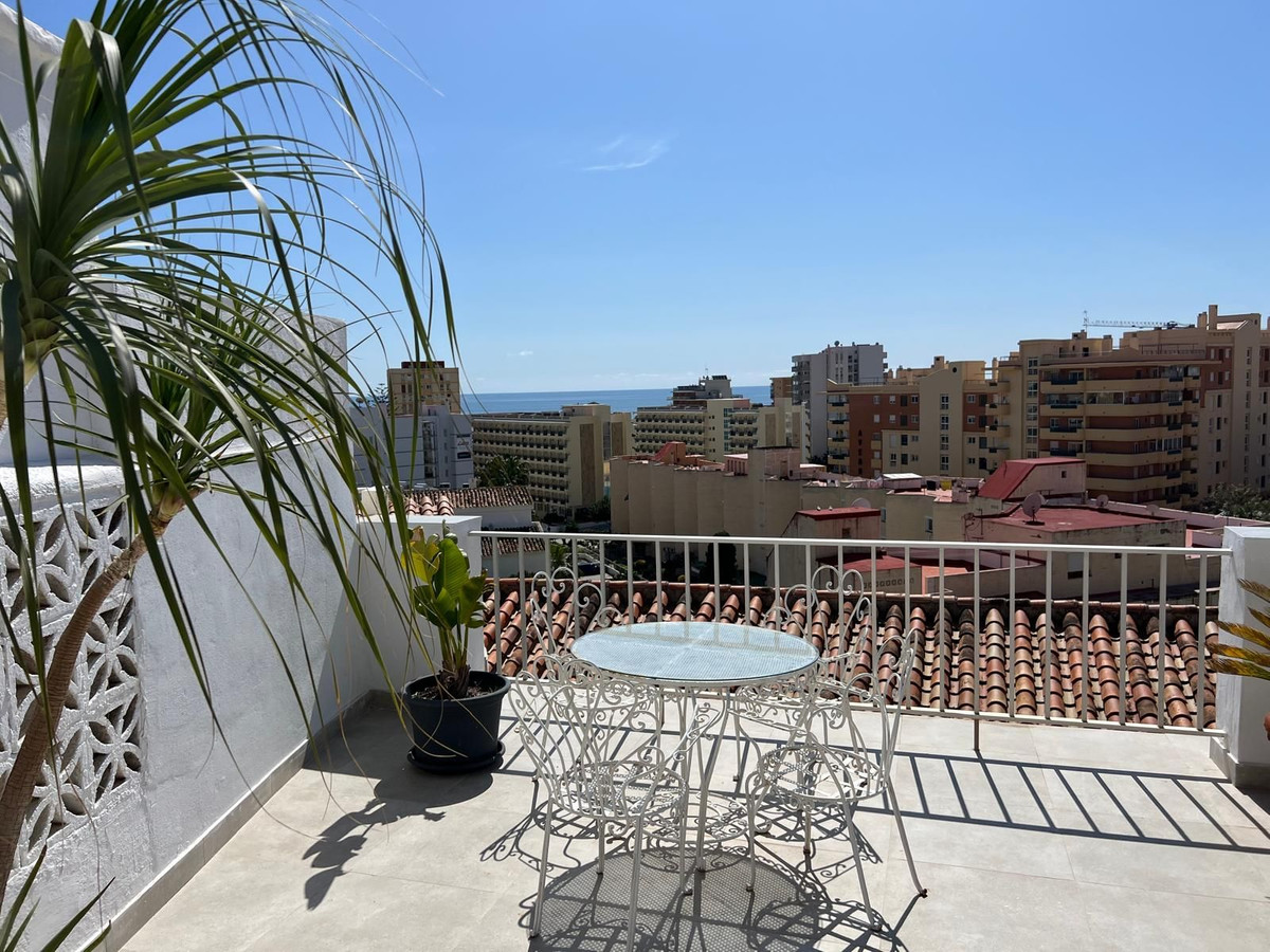 4 Bed Townhouse for sale in Torreblanca Costa Del Sol, Málaga, Spain
