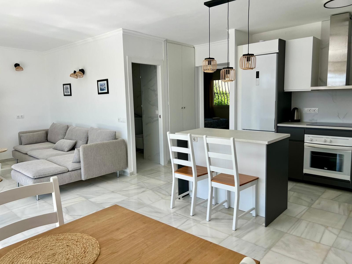 4 Bed Townhouse for sale in Torreblanca Costa Del Sol, Málaga, Spain