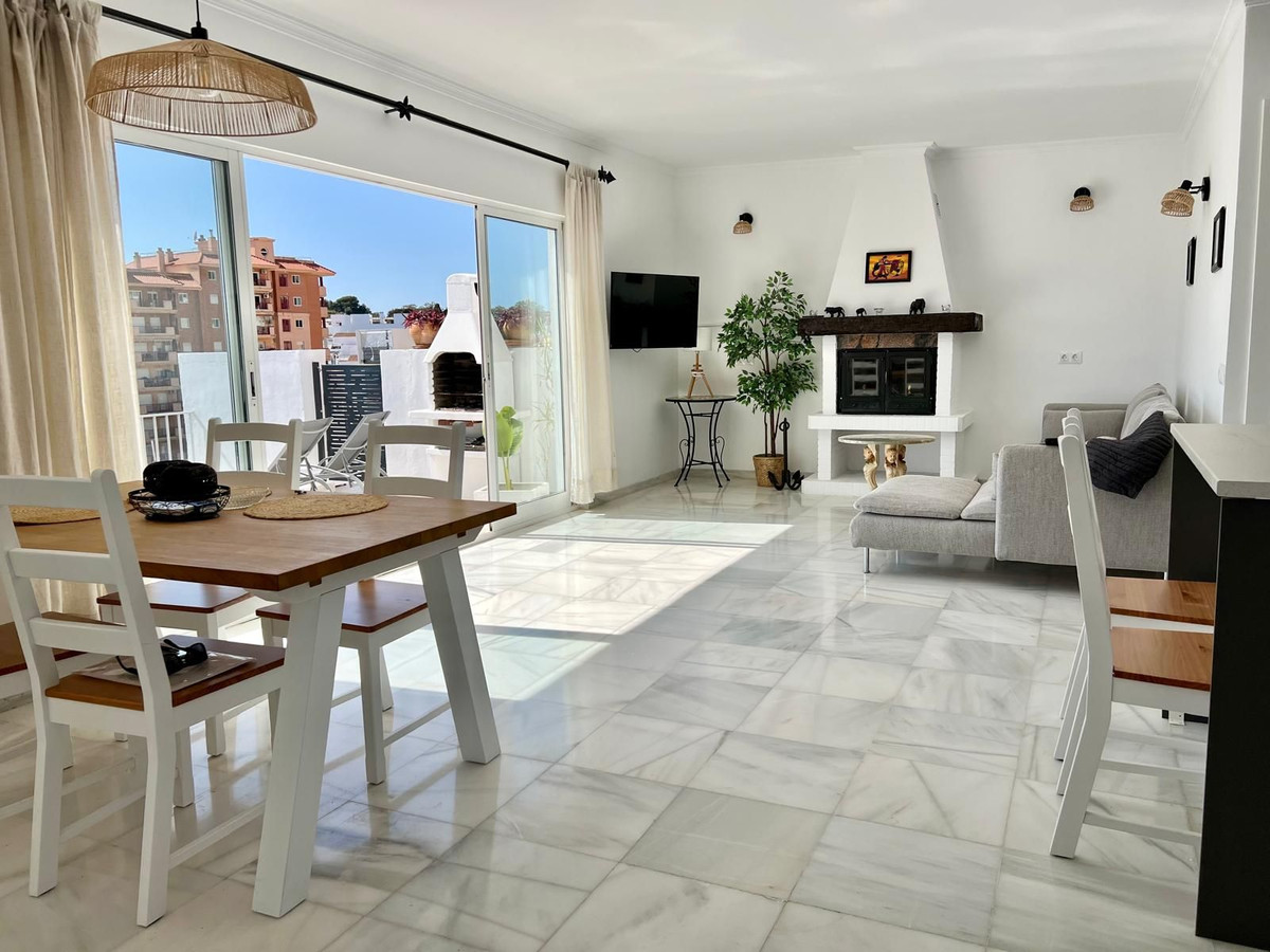 4 Bed Townhouse for sale in Torreblanca Costa Del Sol, Málaga, Spain