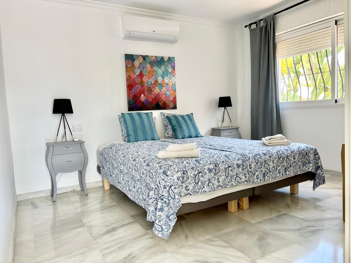 4 Bed Townhouse for sale in Torreblanca Costa Del Sol, Málaga, Spain