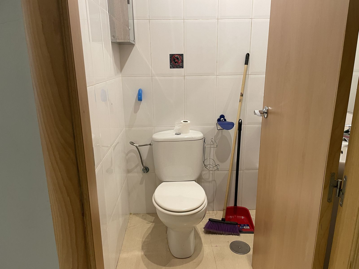 Se vende Oficina  en Costa Del Sol, Málaga, España