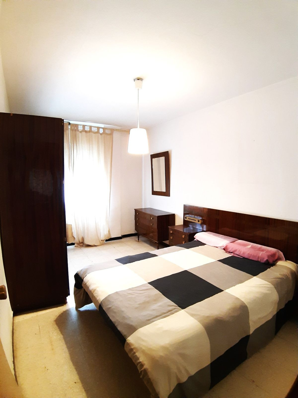 Se vende Apartamento Planta Media de 4 dormitorios en Costa Del Sol, Málaga, España