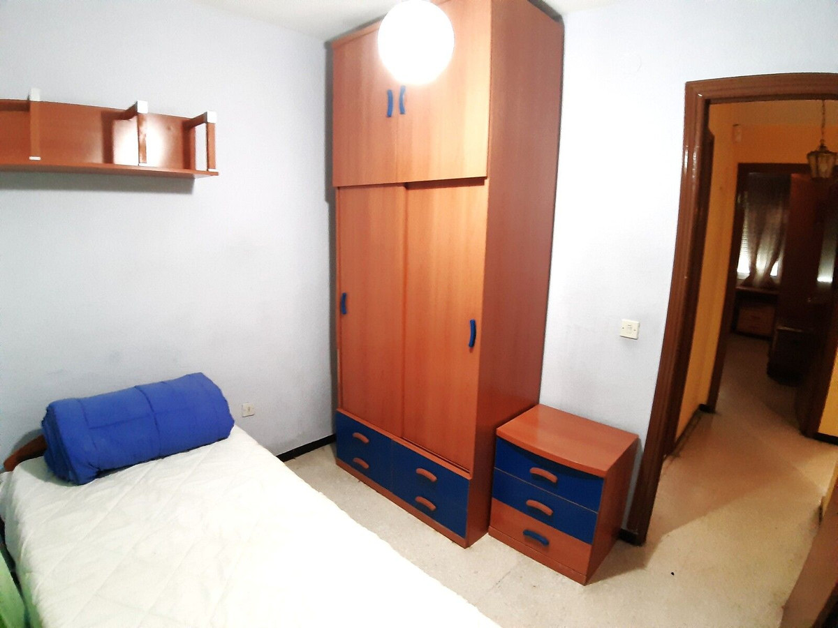 Se vende Apartamento Planta Media de 4 dormitorios en Costa Del Sol, Málaga, España
