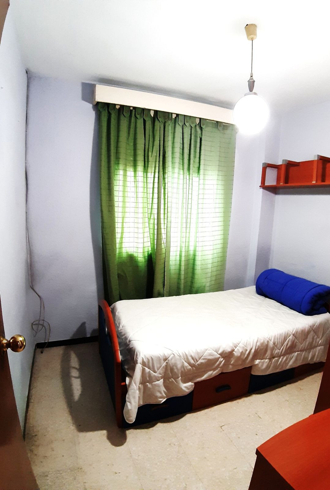 Se vende Apartamento Planta Media de 4 dormitorios en Costa Del Sol, Málaga, España