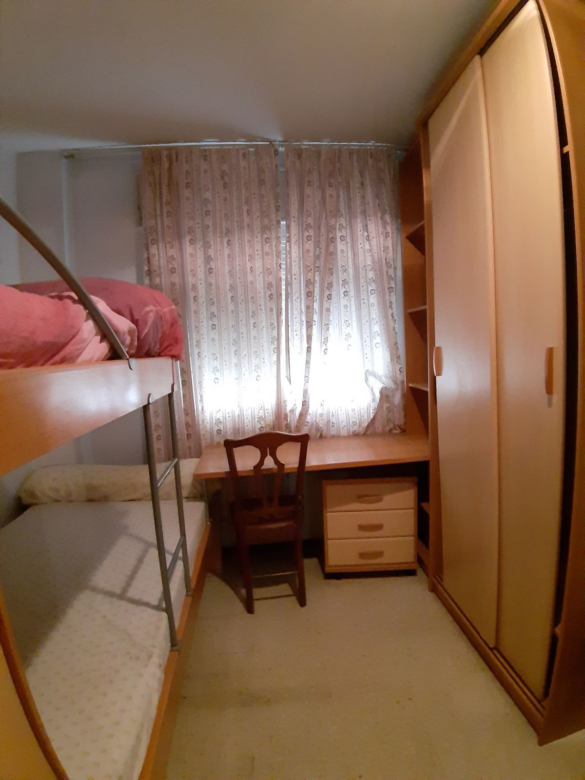 Se vende Apartamento Planta Media de 4 dormitorios en Costa Del Sol, Málaga, España