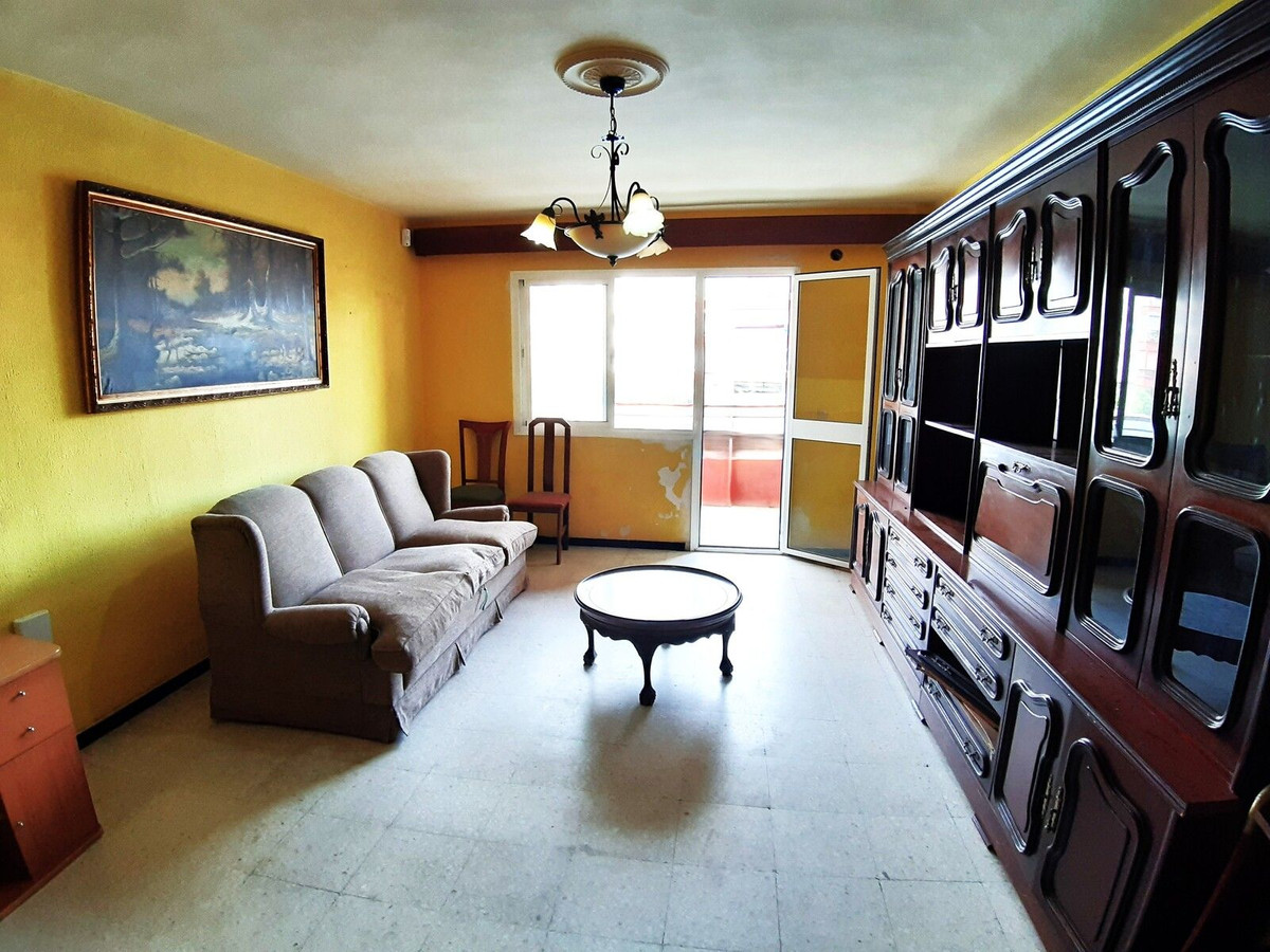Se vende Apartamento Planta Media de 4 dormitorios en Costa Del Sol, Málaga, España