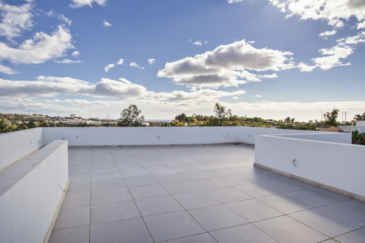 4 Bed Townhouse for sale in La Quinta Costa Del Sol, Málaga, Spain