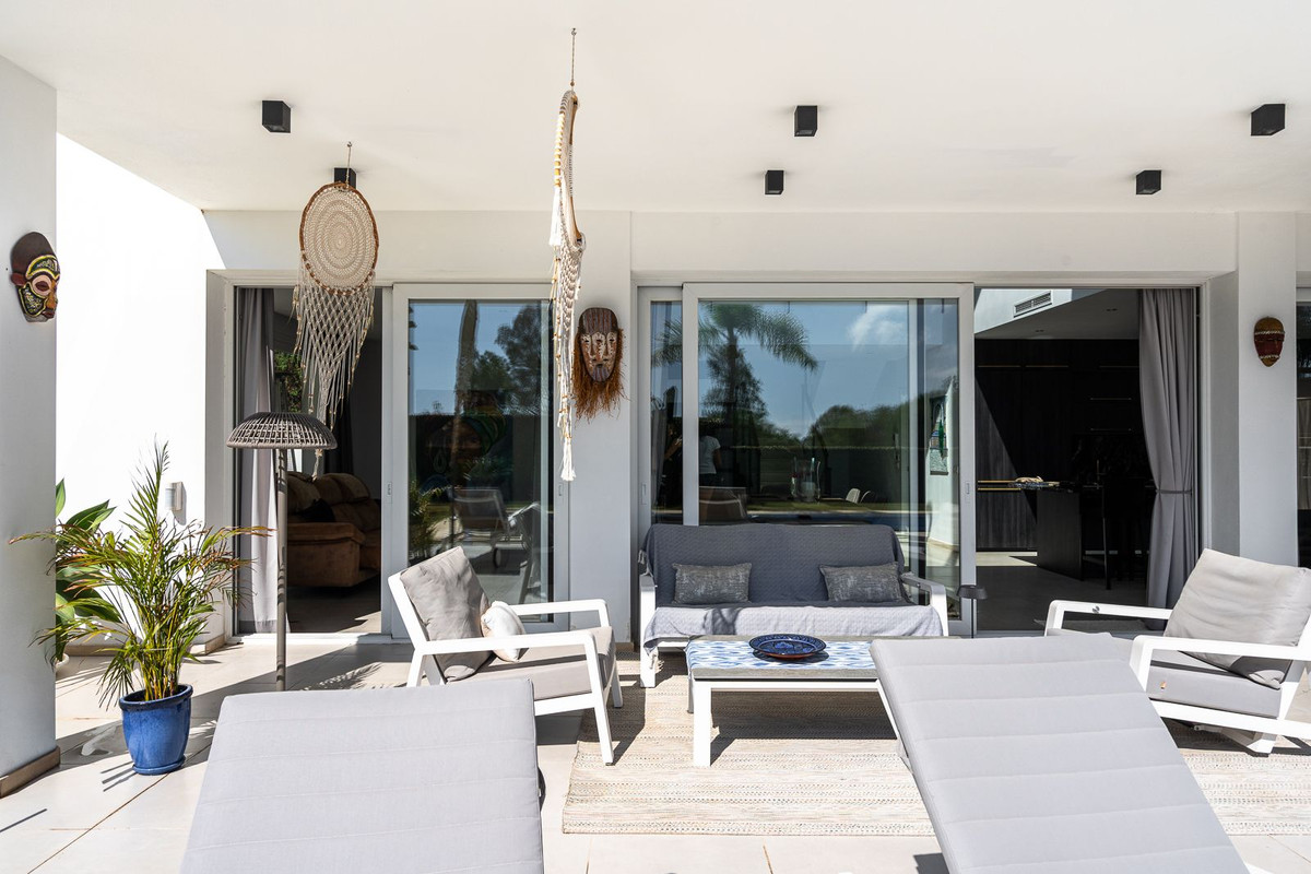 4 Bed Townhouse for sale in La Quinta Costa Del Sol, Málaga, Spain