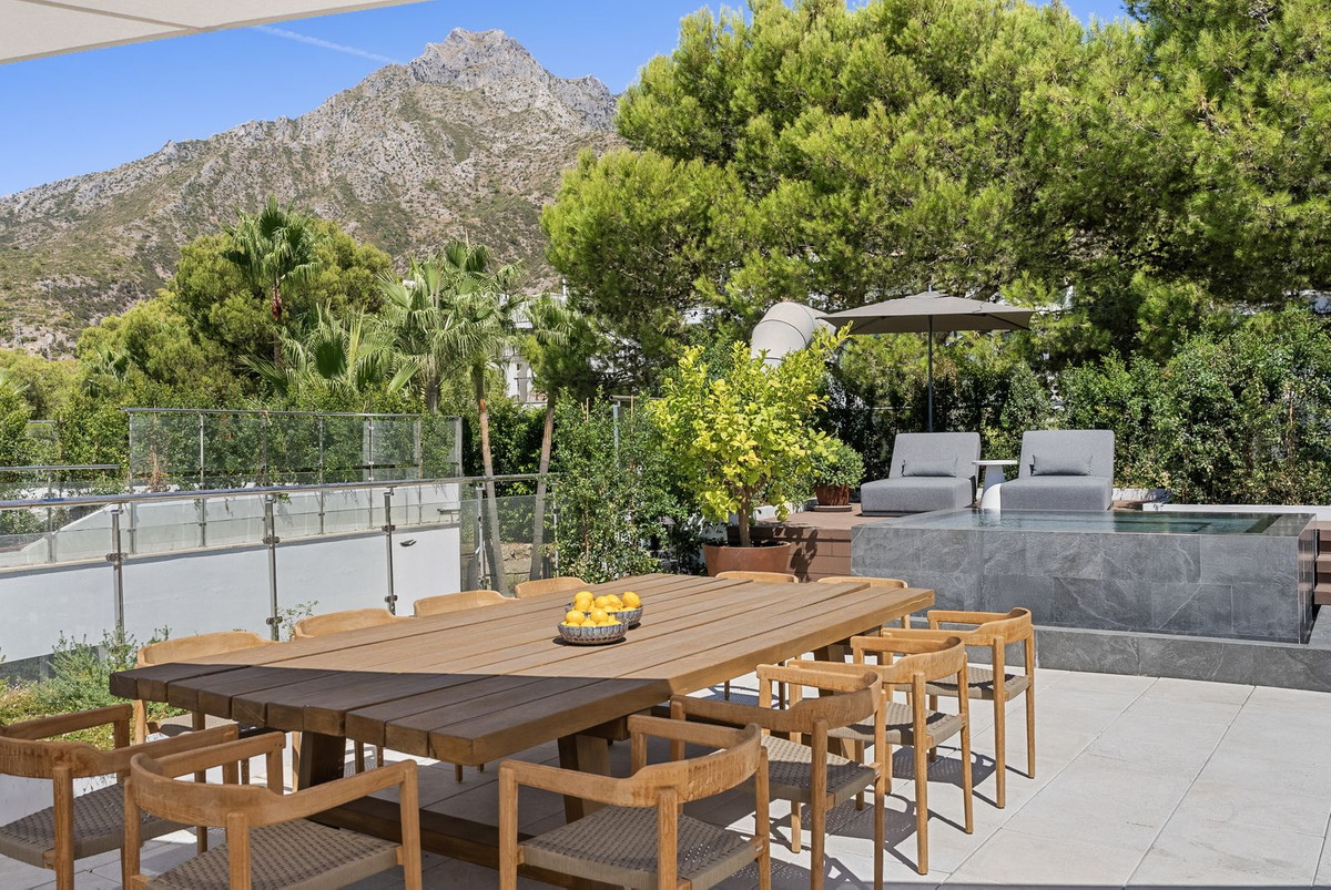 Se vende Pareada de 3 dormitorios en Costa Del Sol, Málaga, España