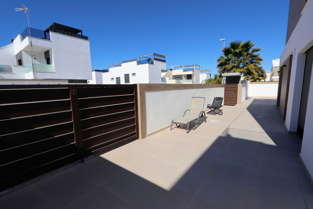 3 Bed Townhouse for sale in Benijofar Costa Blanca, Alicante, Spain