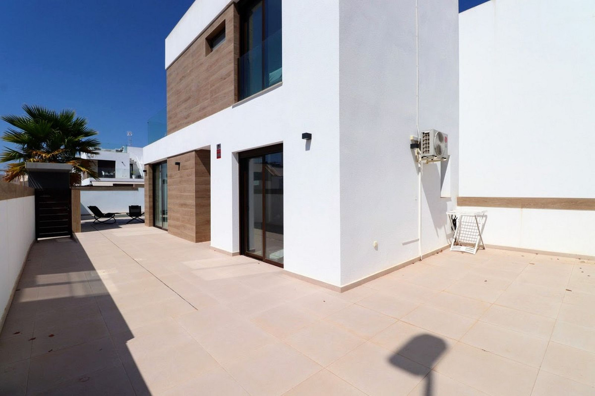 3 Bed Townhouse for sale in Benijofar Costa Blanca, Alicante, Spain