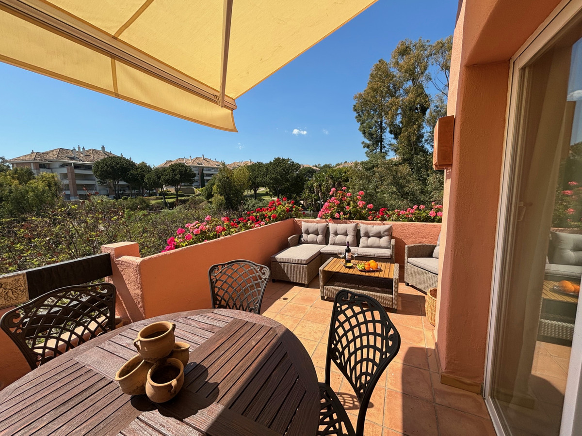 Se vende Apartamento en Planta Última de 3 dormitorios en Costa Del Sol, Málaga, España