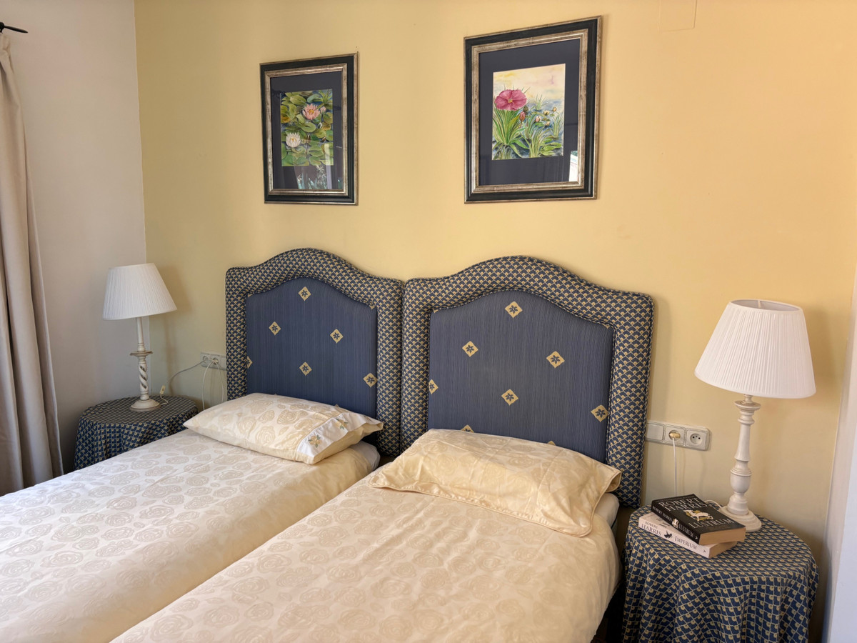 Se vende Apartamento en Planta Última de 3 dormitorios en Costa Del Sol, Málaga, España