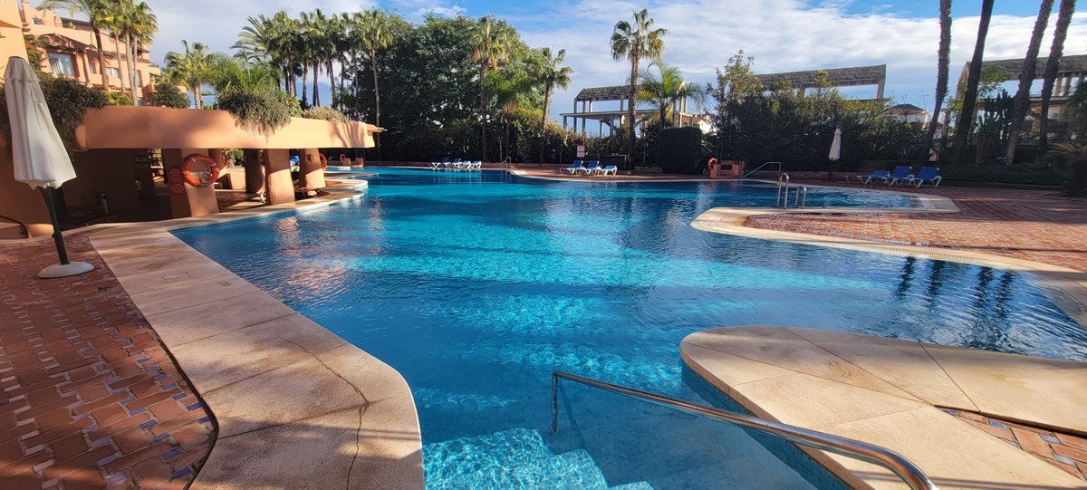 Se vende Apartamento en Planta Última de 3 dormitorios en Costa Del Sol, Málaga, España