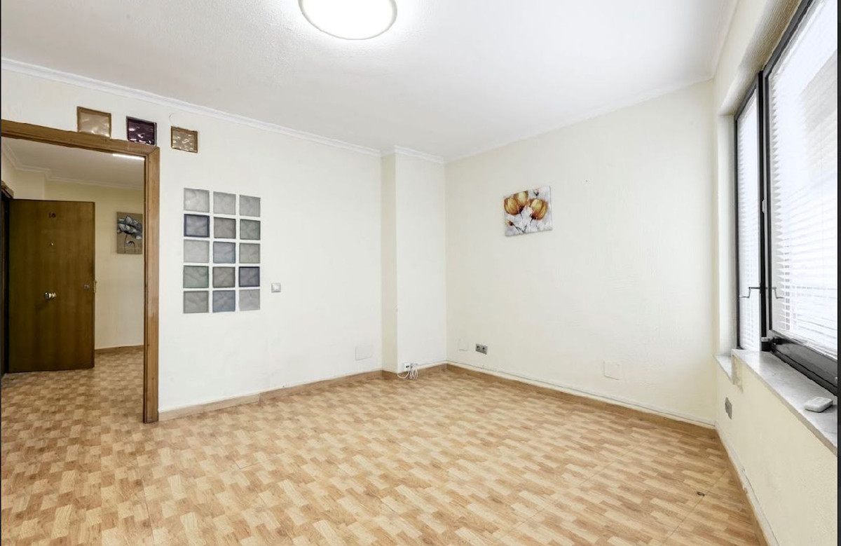 Commercial unit for sale in Marbella Costa Del Sol, Málaga, Spain