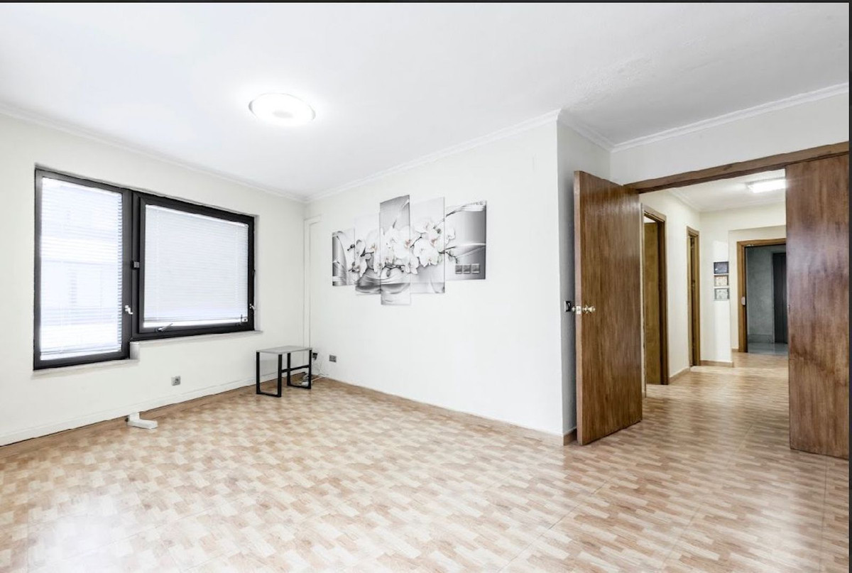 Commercial unit for sale in Marbella Costa Del Sol, Málaga, Spain