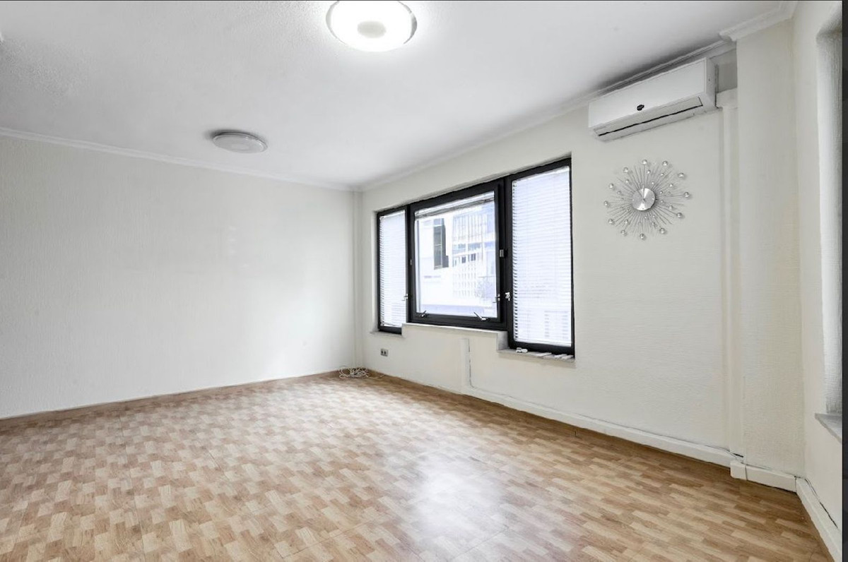 Commercial unit for sale in Marbella Costa Del Sol, Málaga, Spain