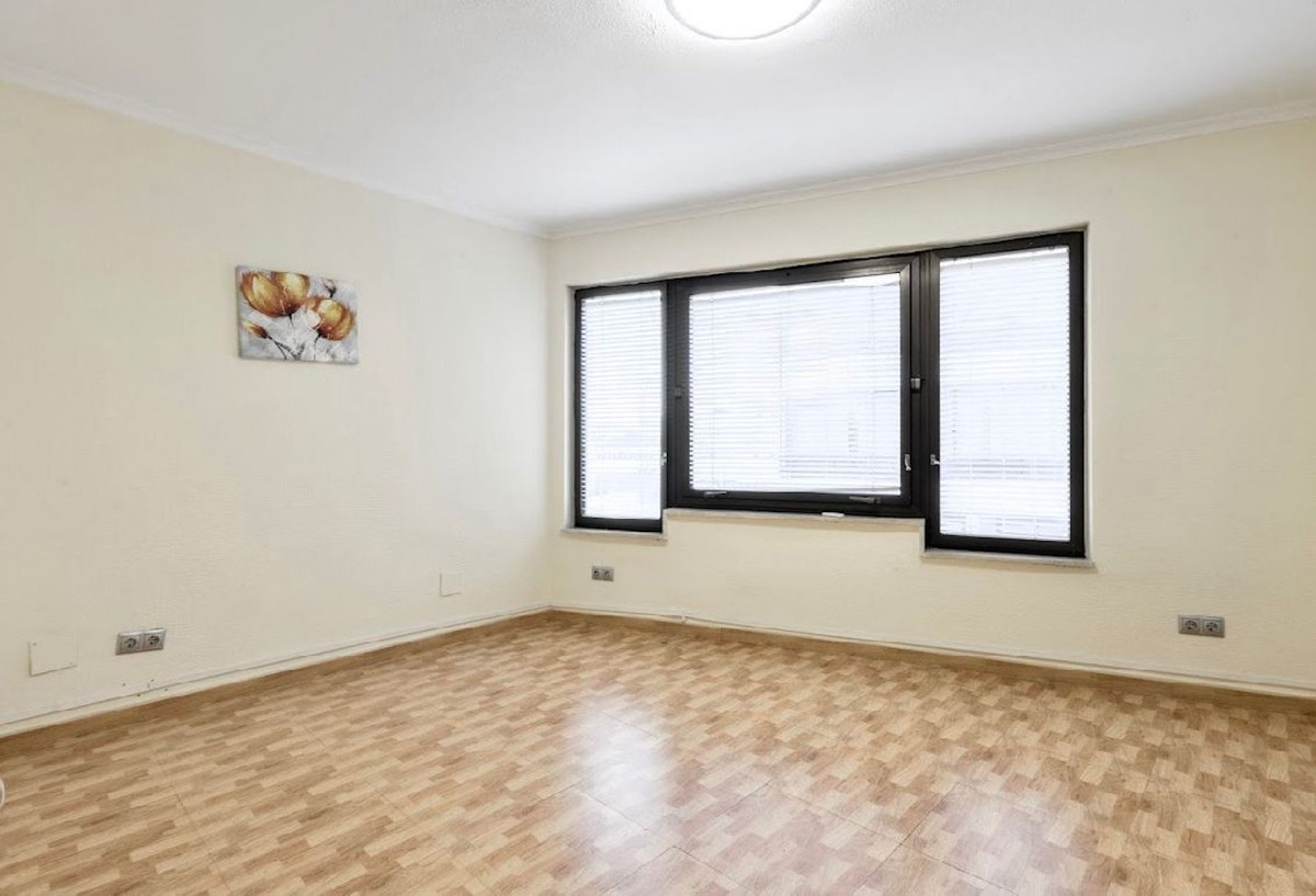 Commercial unit for sale in Marbella Costa Del Sol, Málaga, Spain