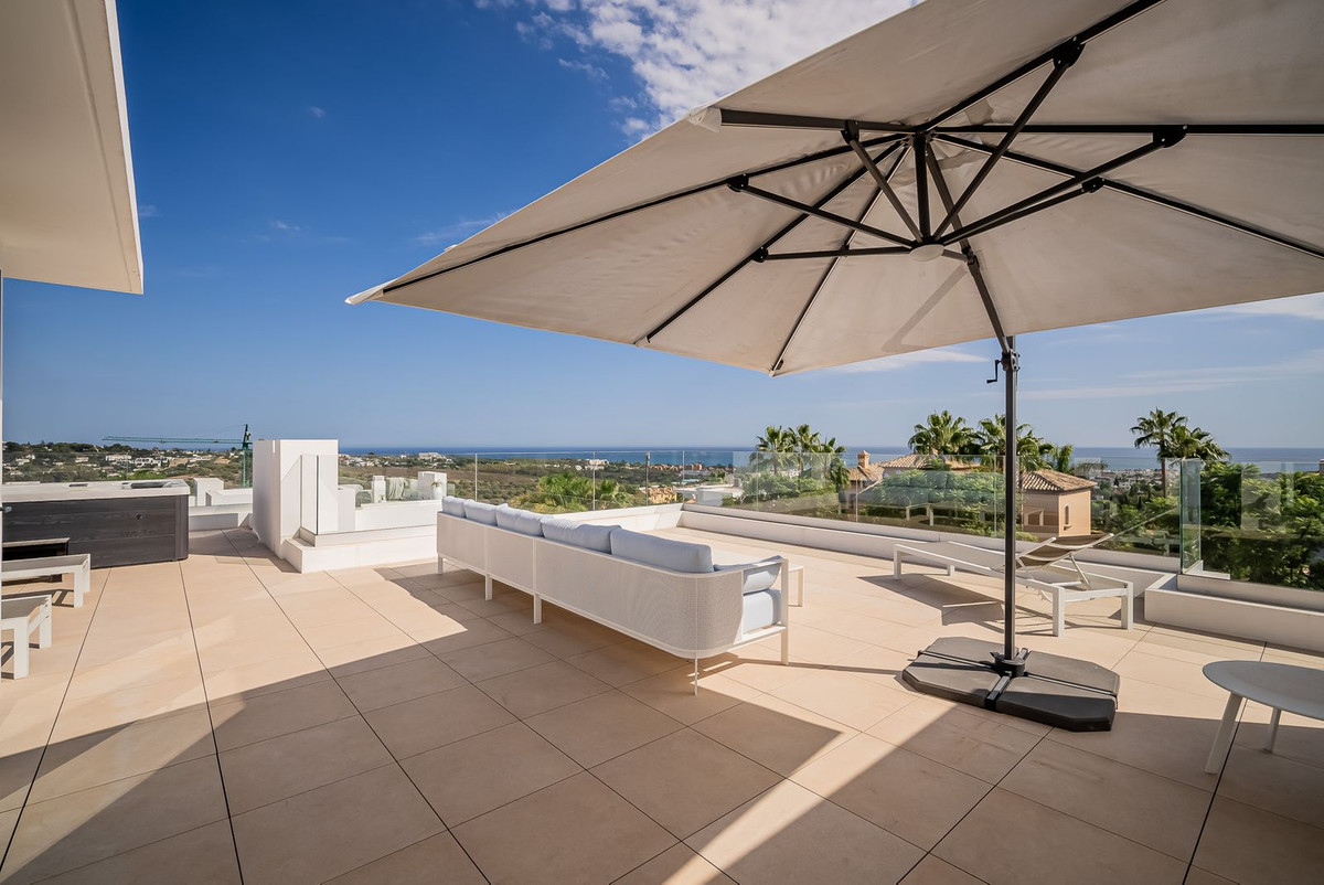 5 Bed Townhouse for sale in Los Flamingos Costa Del Sol, Málaga, Spain