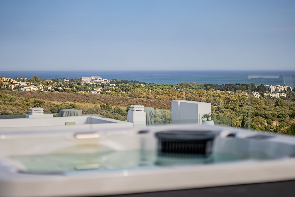 5 Bed Townhouse for sale in Los Flamingos Costa Del Sol, Málaga, Spain