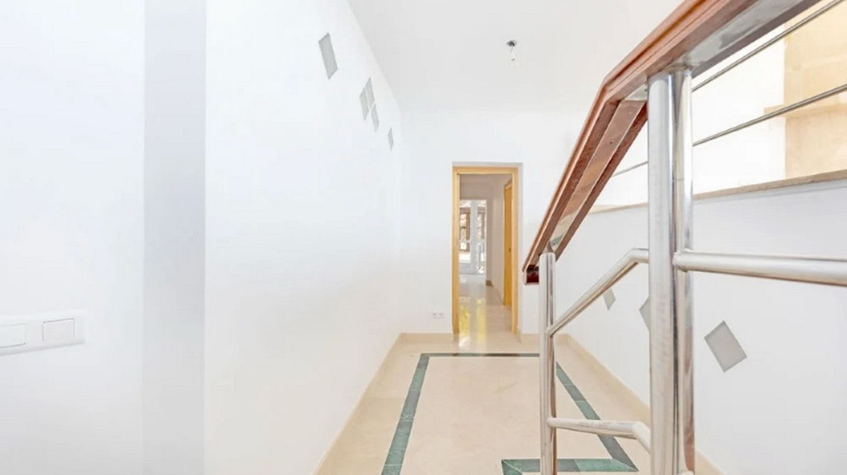5 Bed Townhouse for sale in Los Almendros Costa Del Sol, Málaga, Spain