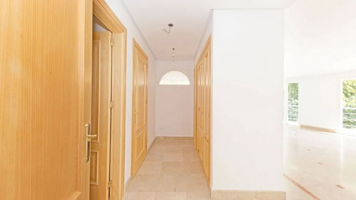 5 Bed Townhouse for sale in Los Almendros Costa Del Sol, Málaga, Spain