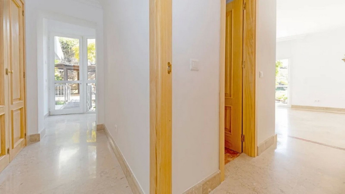 5 Bed Townhouse for sale in Los Almendros Costa Del Sol, Málaga, Spain