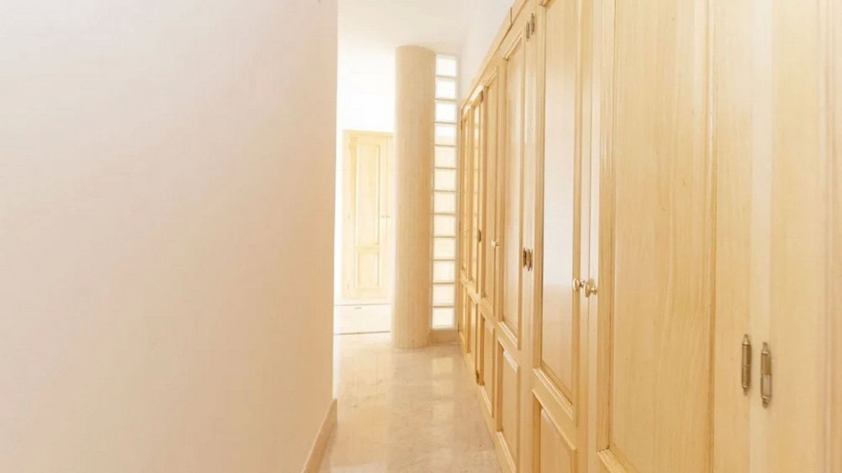 5 Bed Townhouse for sale in Los Almendros Costa Del Sol, Málaga, Spain
