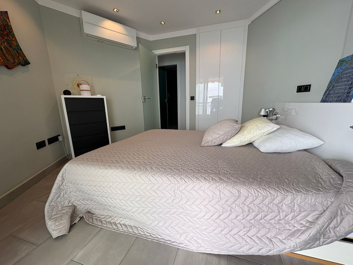 1 Bed Apartment for sale in Fuengirola Costa Del Sol, Málaga, Spain