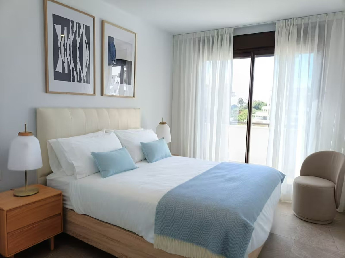 3 Bed Apartment for sale in Estepona Costa Del Sol, Málaga, Spain