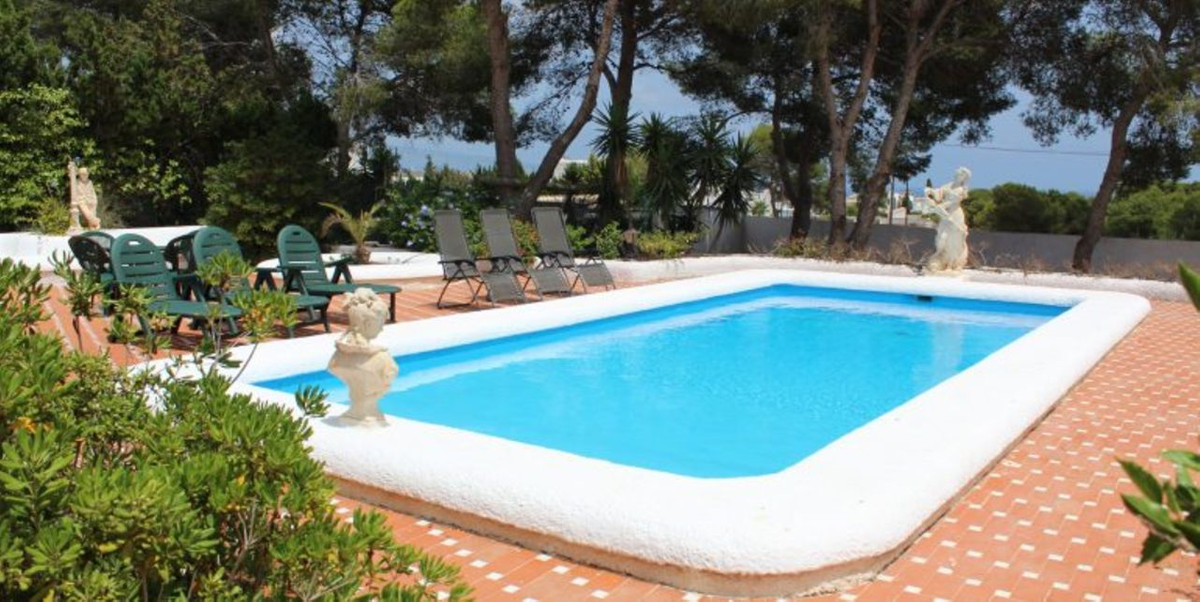 4 Bed Townhouse for sale in Cabo Roig Costa Blanca, Alicante, Spain