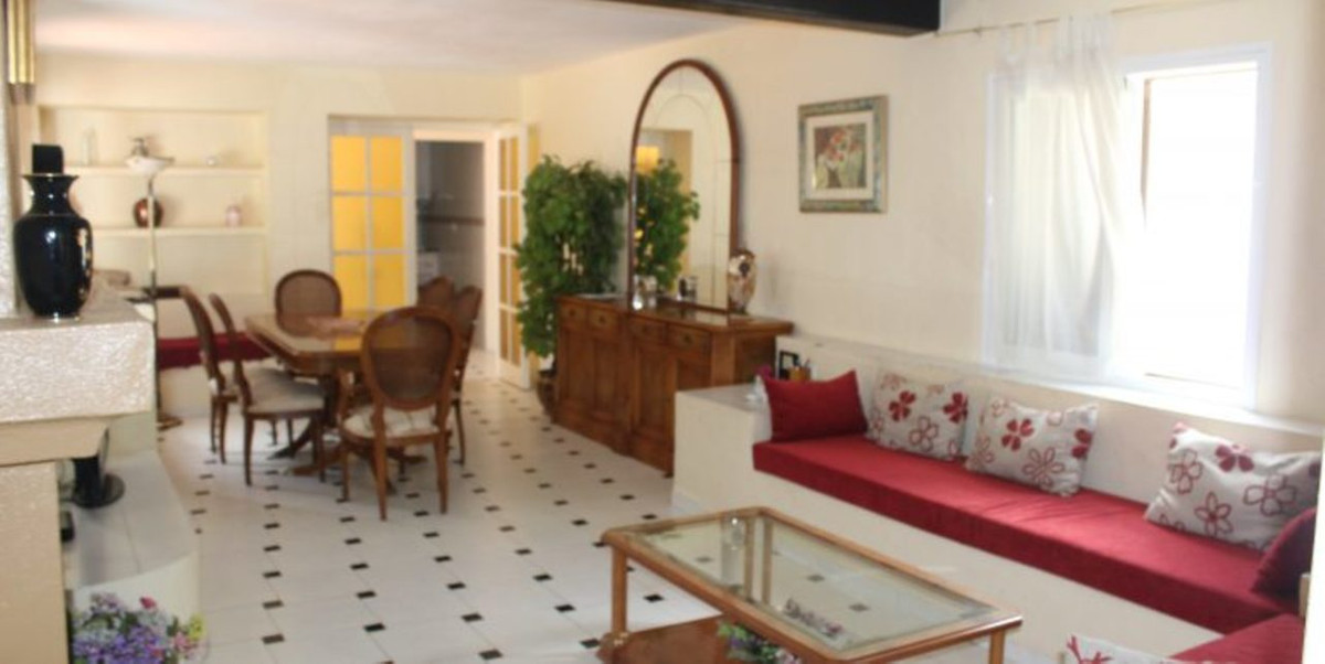 4 Bed Townhouse for sale in Cabo Roig Costa Blanca, Alicante, Spain