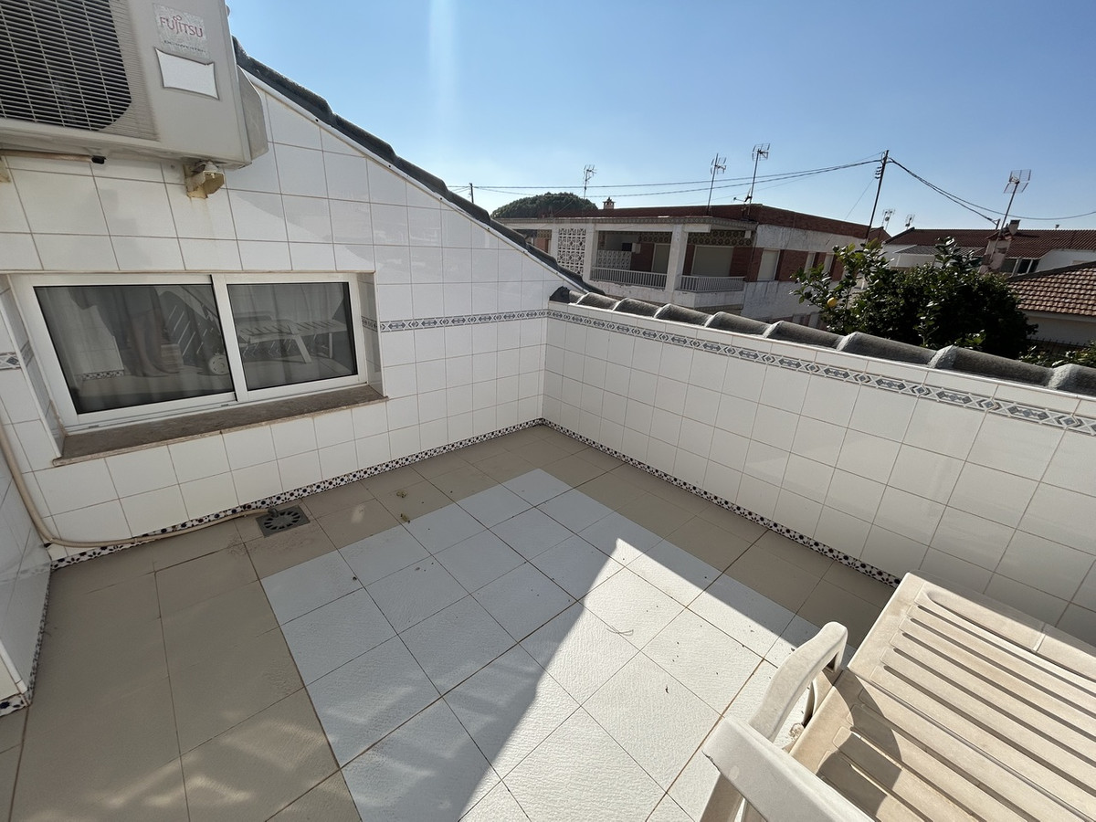 4 Bed Townhouse for sale in Torre De La Horadada Costa Blanca, Alicante, Spain