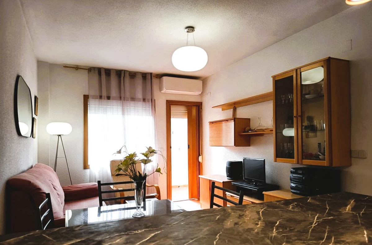 Se vende Apartamento Planta Media de 1 dormitorios en Costa Blanca, Alicante, España