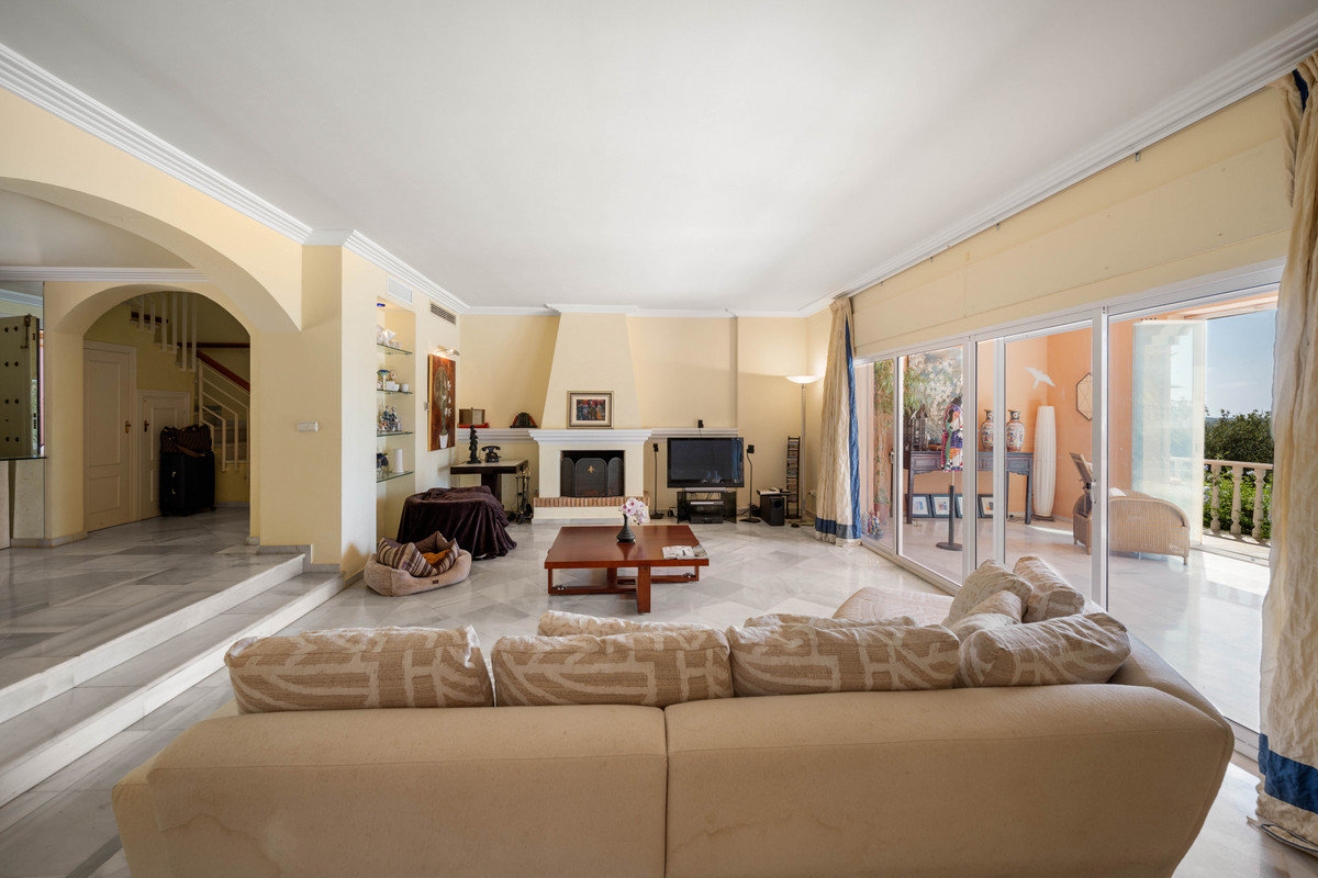 Se vende Villa - Chalet de 5 dormitorios en Costa Del Sol, Málaga, España