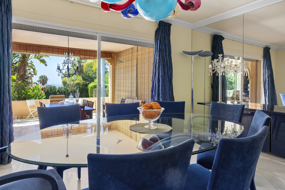 Se vende Villa - Chalet de 5 dormitorios en Costa Del Sol, Málaga, España