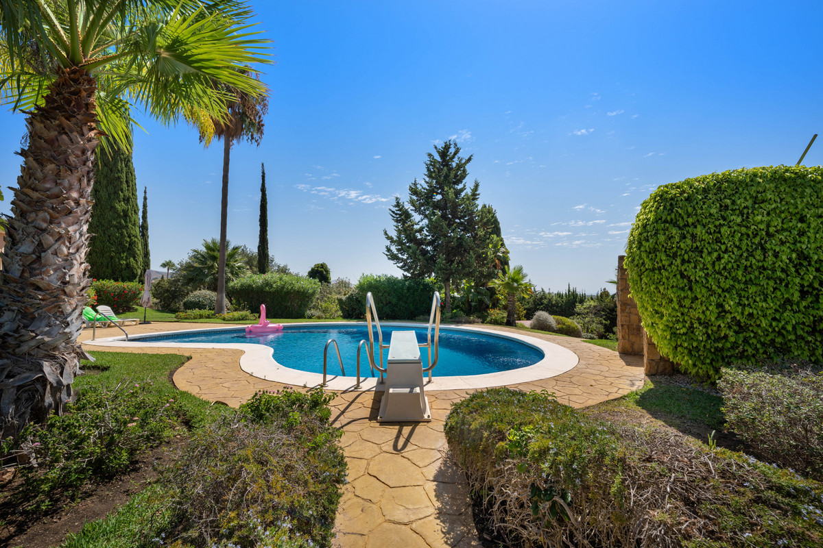 Se vende Villa - Chalet de 5 dormitorios en Costa Del Sol, Málaga, España