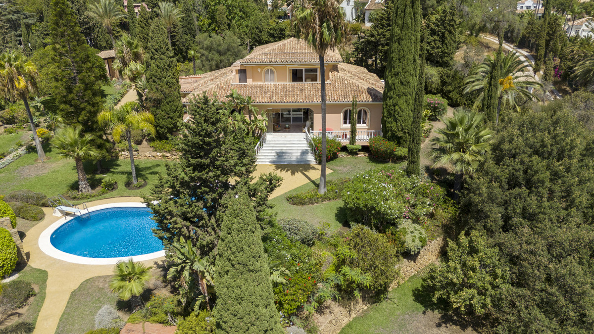 Se vende Villa - Chalet de 5 dormitorios en Costa Del Sol, Málaga, España