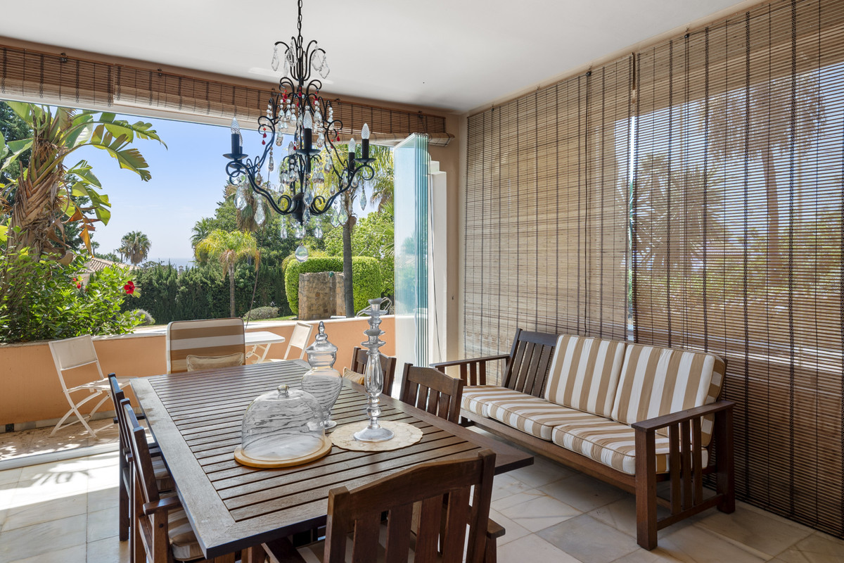 Se vende Villa - Chalet de 5 dormitorios en Costa Del Sol, Málaga, España