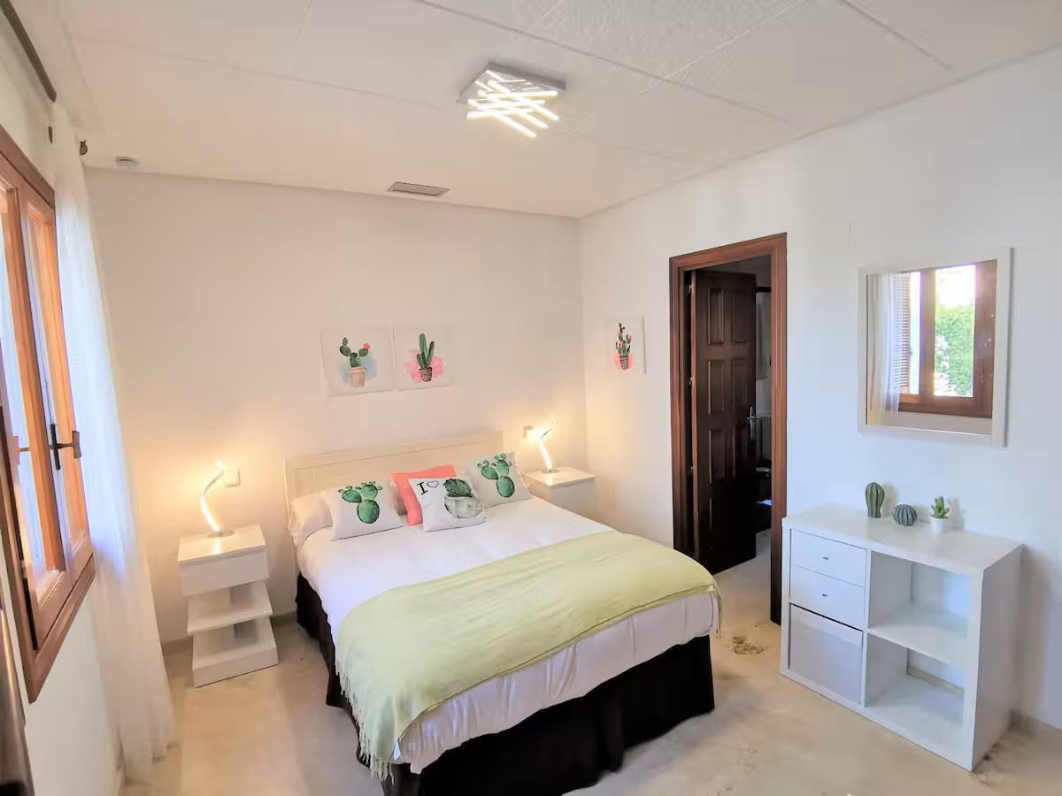 2 Bed Apartment for sale in Nueva Andalucía Costa Del Sol, Málaga, Spain