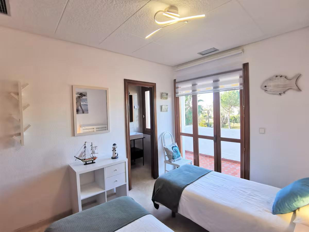 2 Bed Apartment for sale in Nueva Andalucía Costa Del Sol, Málaga, Spain
