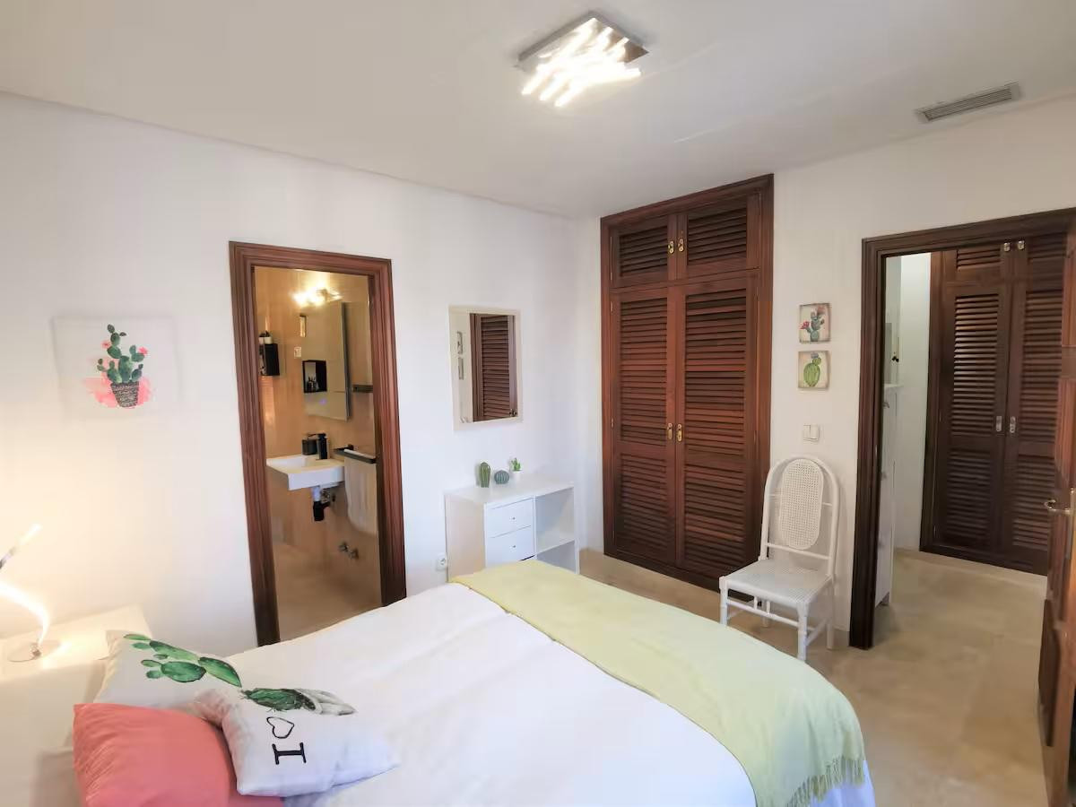 2 Bed Apartment for sale in Nueva Andalucía Costa Del Sol, Málaga, Spain