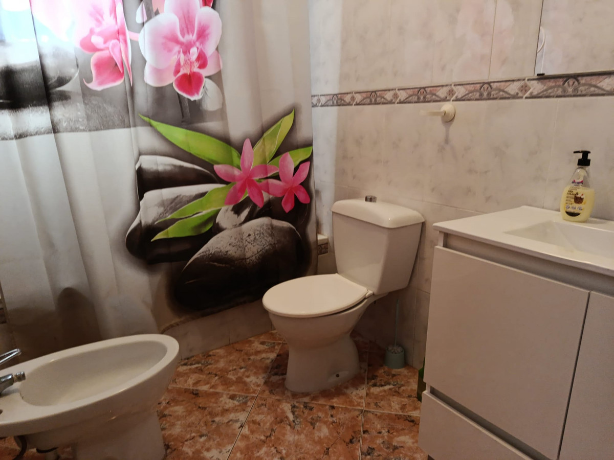 Se vende Villa - Chalet de 5 dormitorios en Costa Blanca, Alicante, España