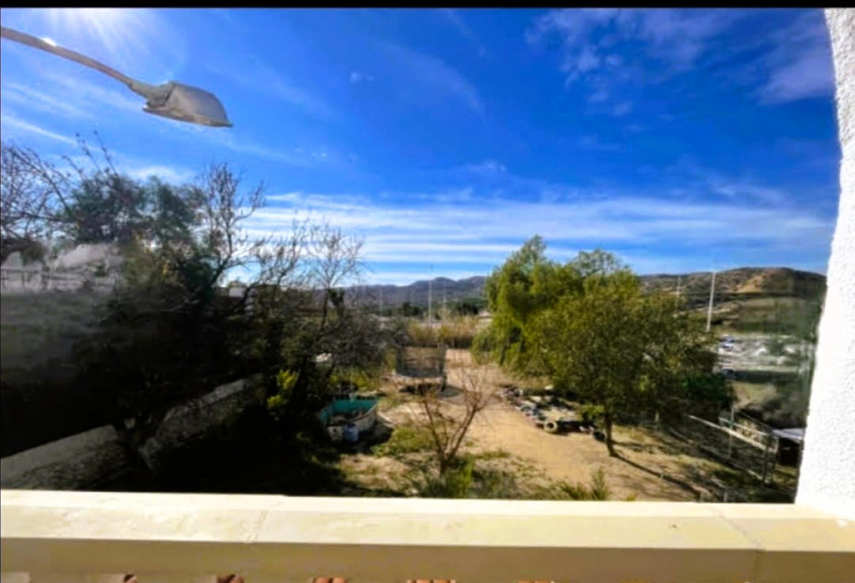 Se vende Villa - Chalet de 5 dormitorios en Costa Blanca, Alicante, España