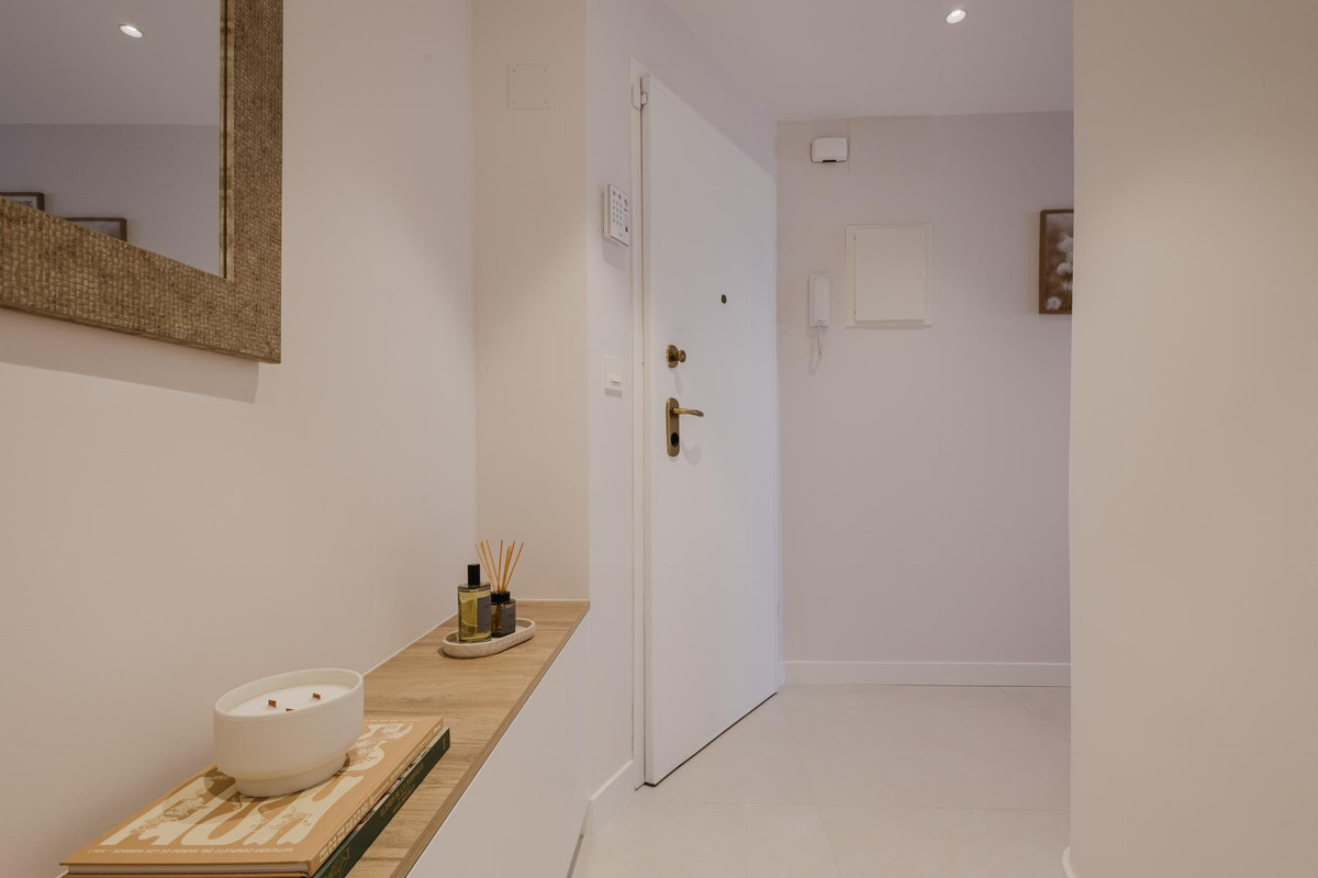 Se vende Apartamento Planta Media de 3 dormitorios en Costa Blanca, Alicante, España