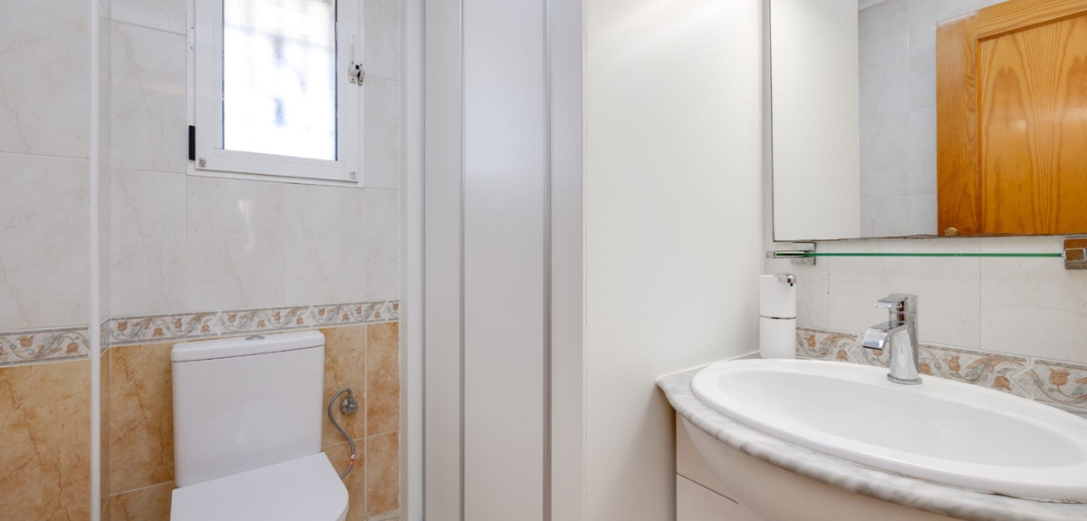 Se vende Adosada de 3 dormitorios en Costa Blanca, Alicante, España