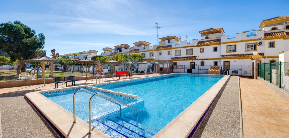 Se vende Adosada de 3 dormitorios en Costa Blanca, Alicante, España
