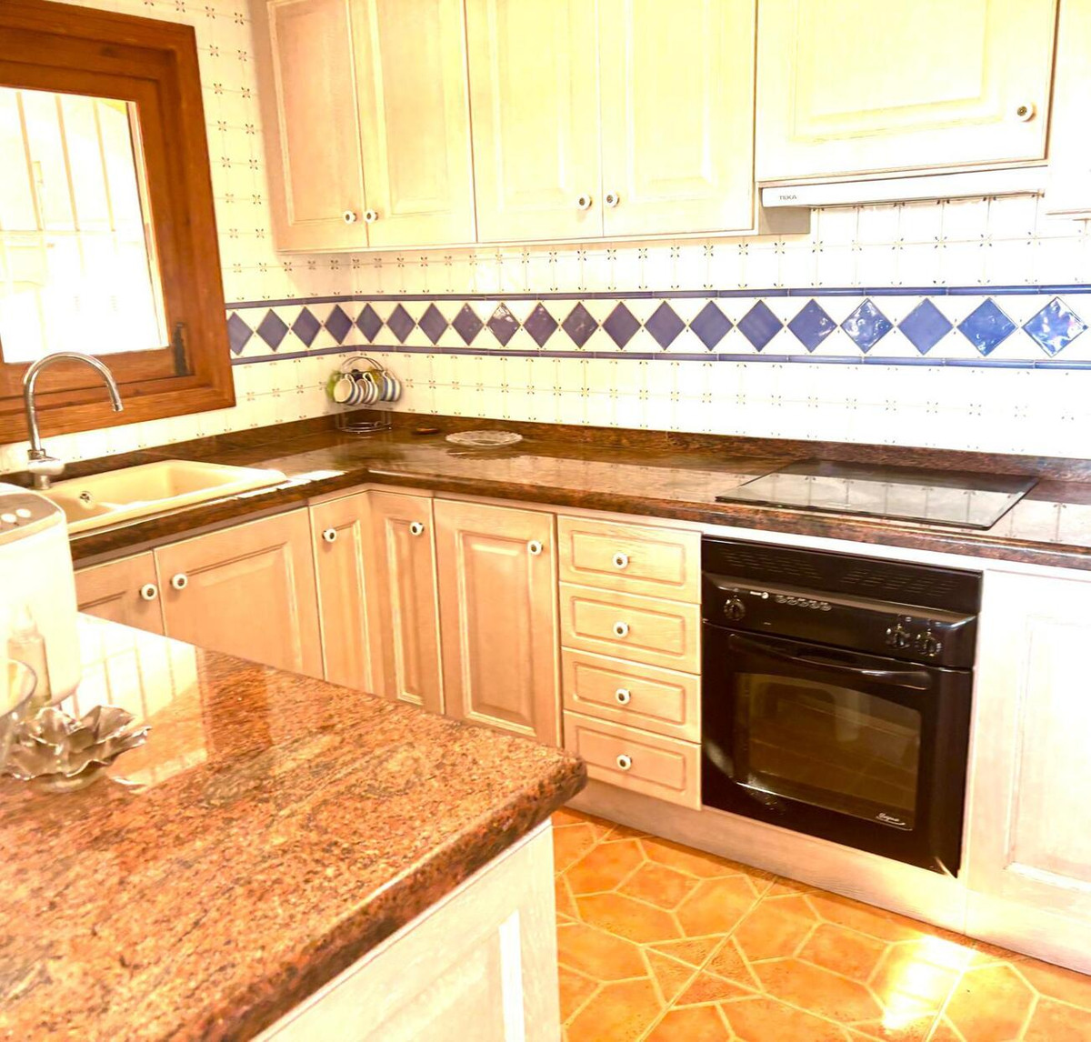 4 Bed Townhouse for sale in Javea Costa Blanca, Alicante, Spain
